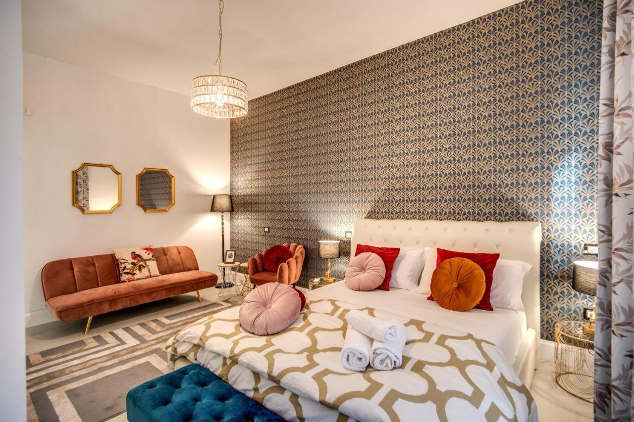 Aweshomeitaly - White Mirrors Apartment Pisa Exterior foto