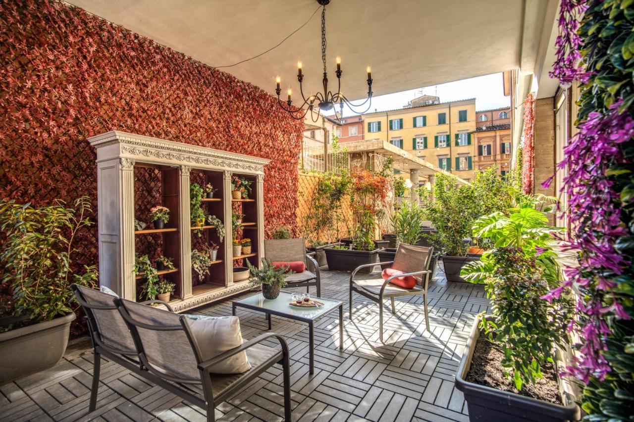 Aweshomeitaly - White Mirrors Apartment Pisa Exterior foto