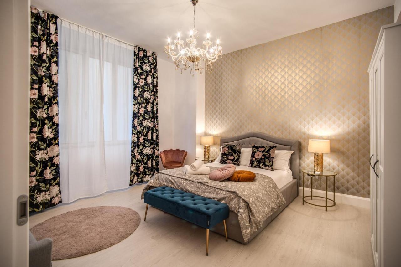 Aweshomeitaly - White Mirrors Apartment Pisa Exterior foto